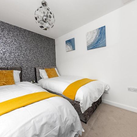 Royal House Wolverhampton - Perfect For Contractors & Large Groups Экстерьер фото